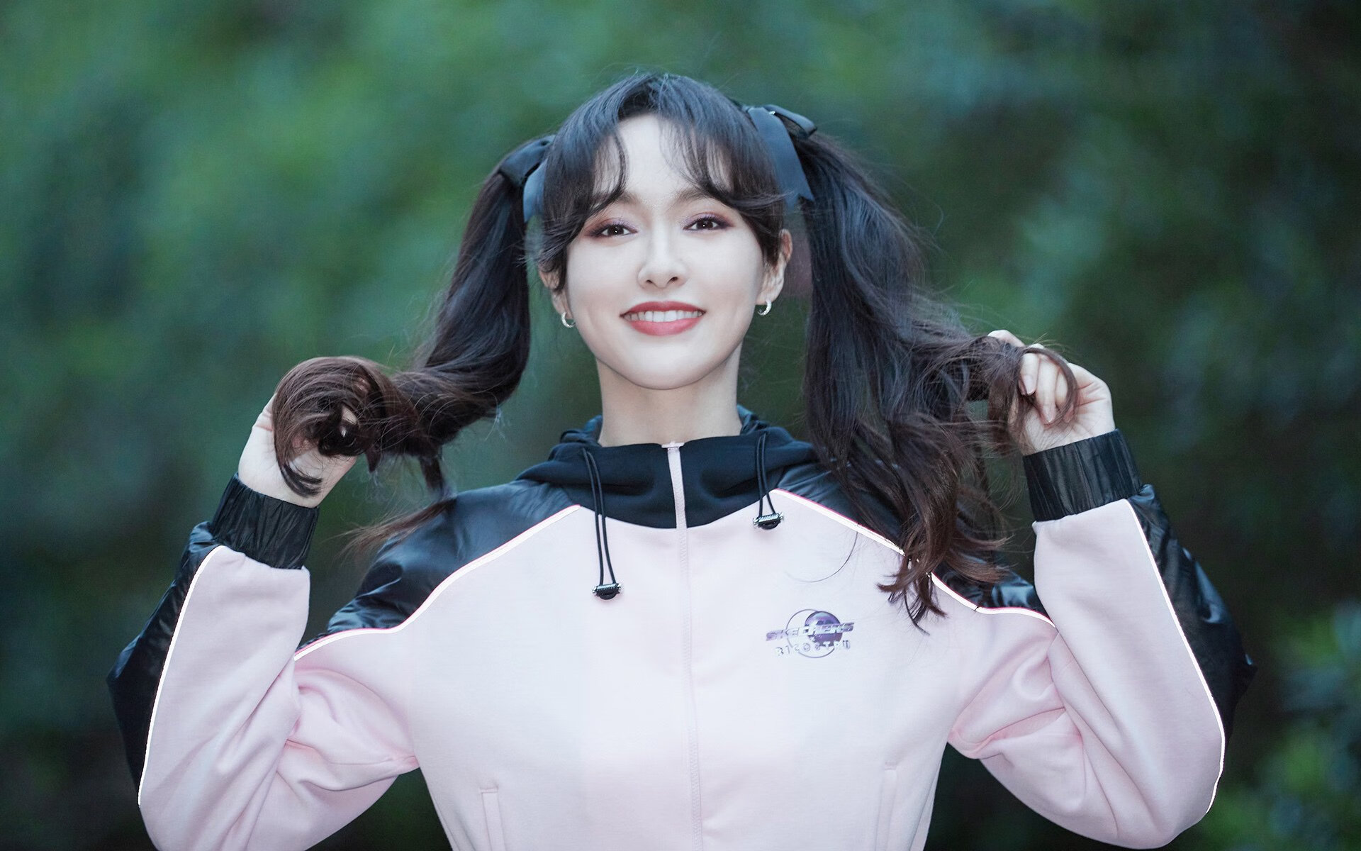 熊猫体育在线官网-跨界合作的足球文化IP不断推出，拓展多元应用场景，足球challenges